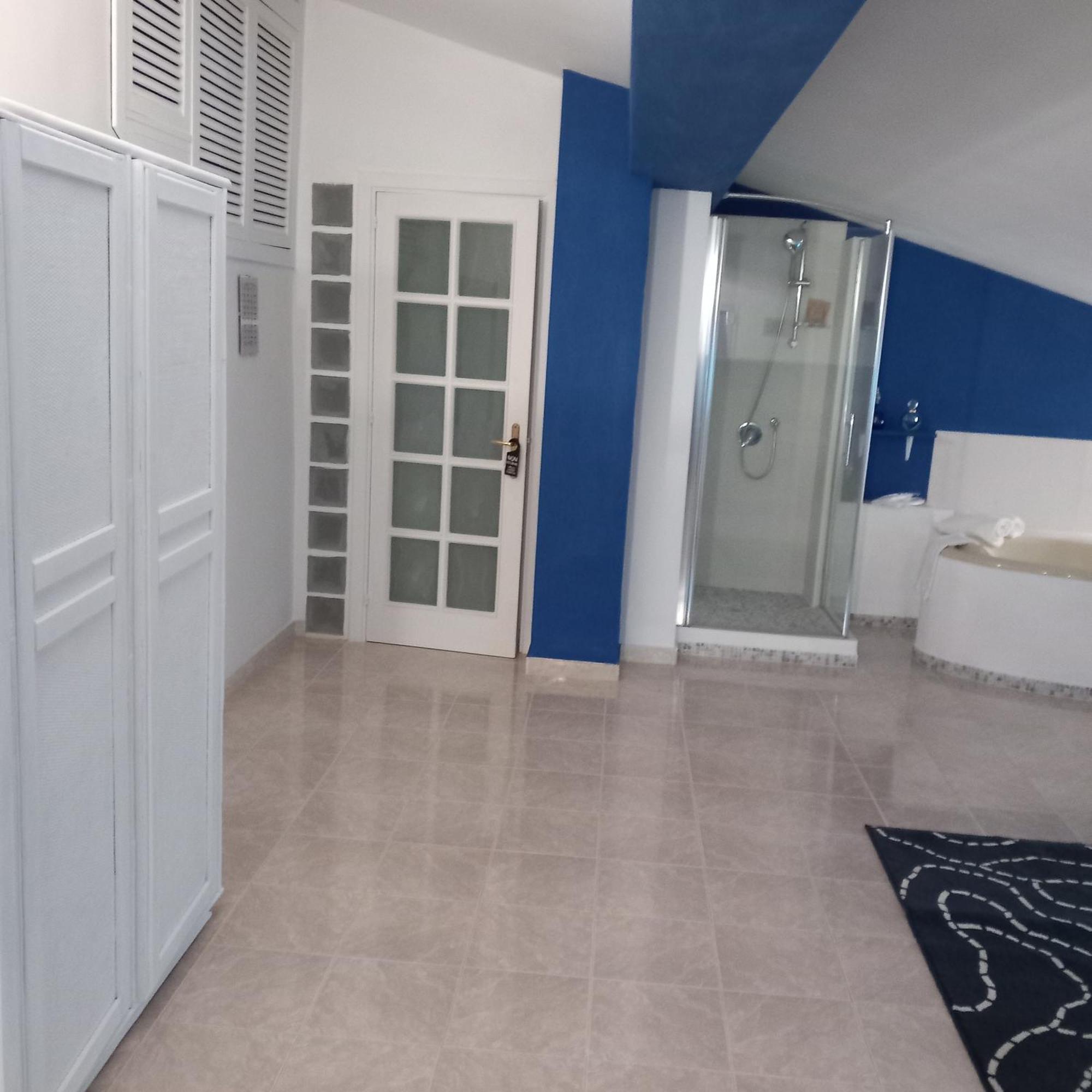 Wendy House Apartament 바리 객실 사진